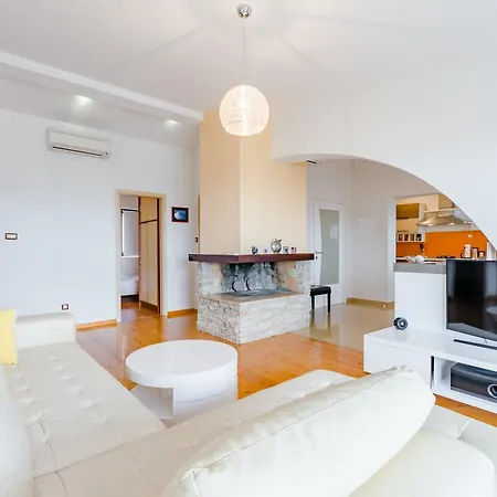 Apartament Flor De Lis *