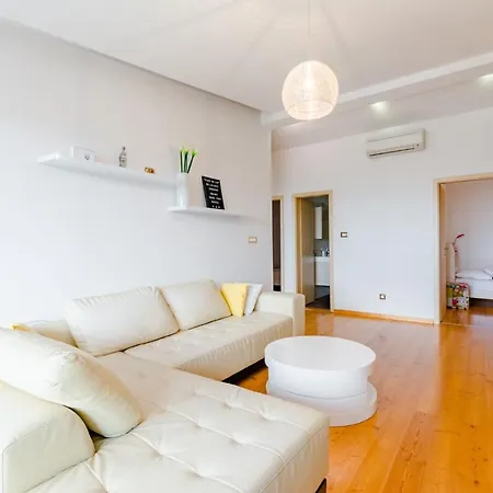 Flor De Lis Apartment